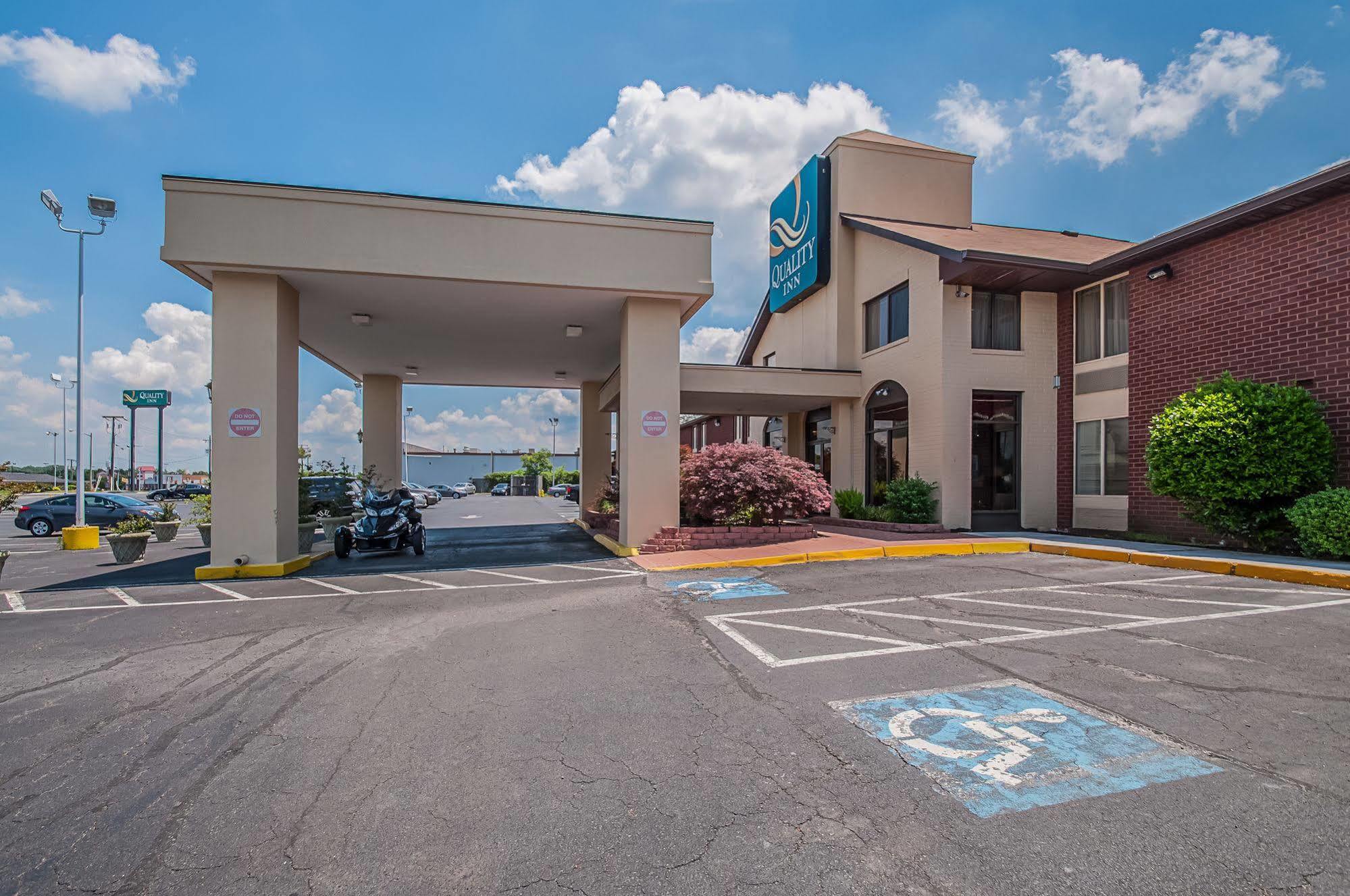 Quality Inn Near Potomac Mills Woodbridge Esterno foto